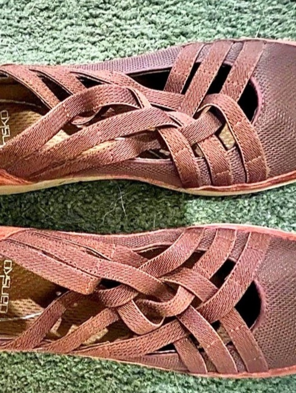 Dansko Woven Flats in Brown. Size 38.